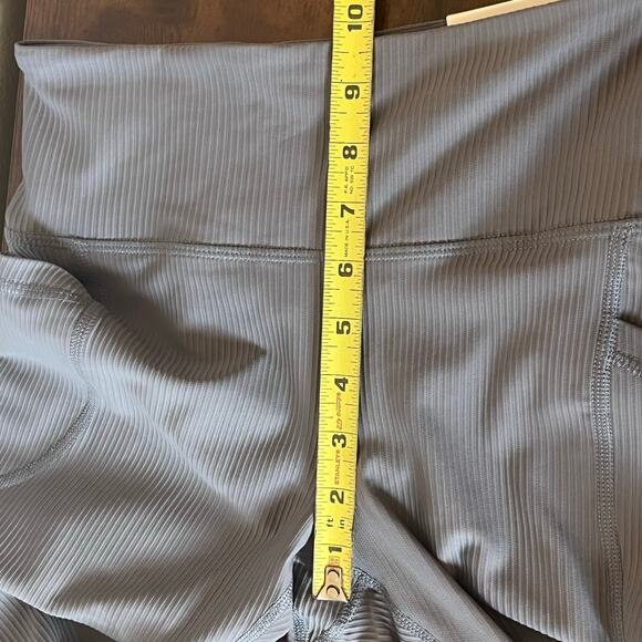 NWT Old Navy Active Powersoft High Rise Gray Leggings with Pockets Size Small - Picture 9 of 10